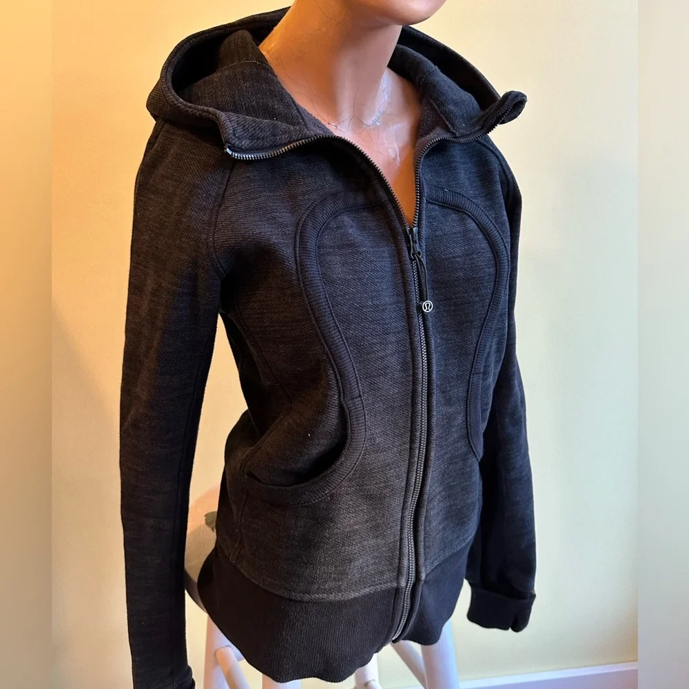 Athleisure Yoga Dark Gray Soot EUC lululemon Full Zip Funnel Hoodie ~ maybe XS/S